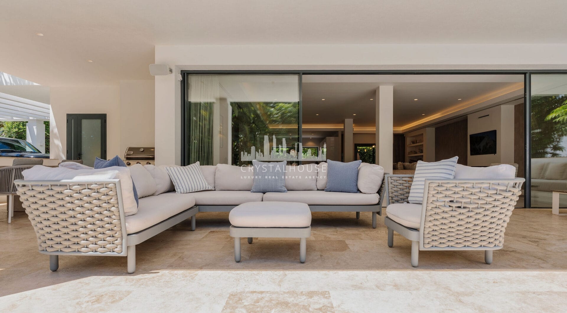 Contemporary Villa Perfect for Families