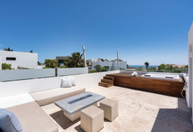 Contemporary Villa Perfect for Families