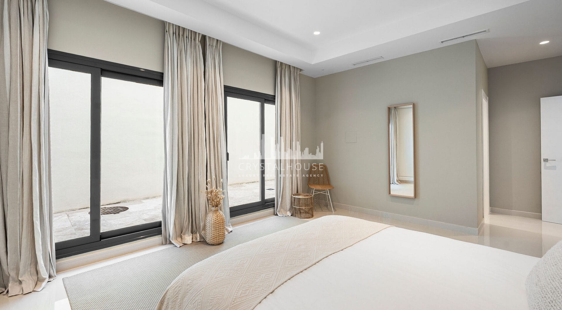 Contemporary Villa Perfect for Families