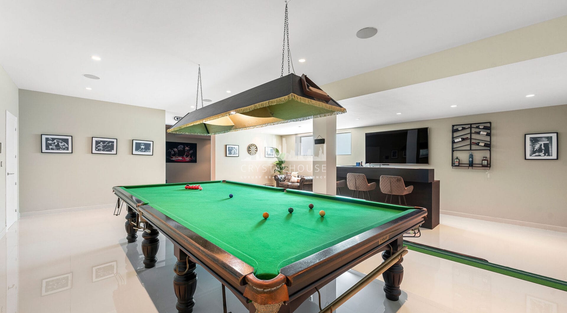 Contemporary Villa Perfect for Families