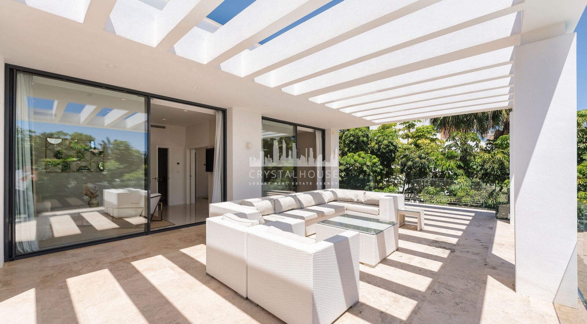 Contemporary Villa Perfect for Families