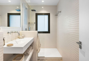 Contemporary Villa Perfect for Families