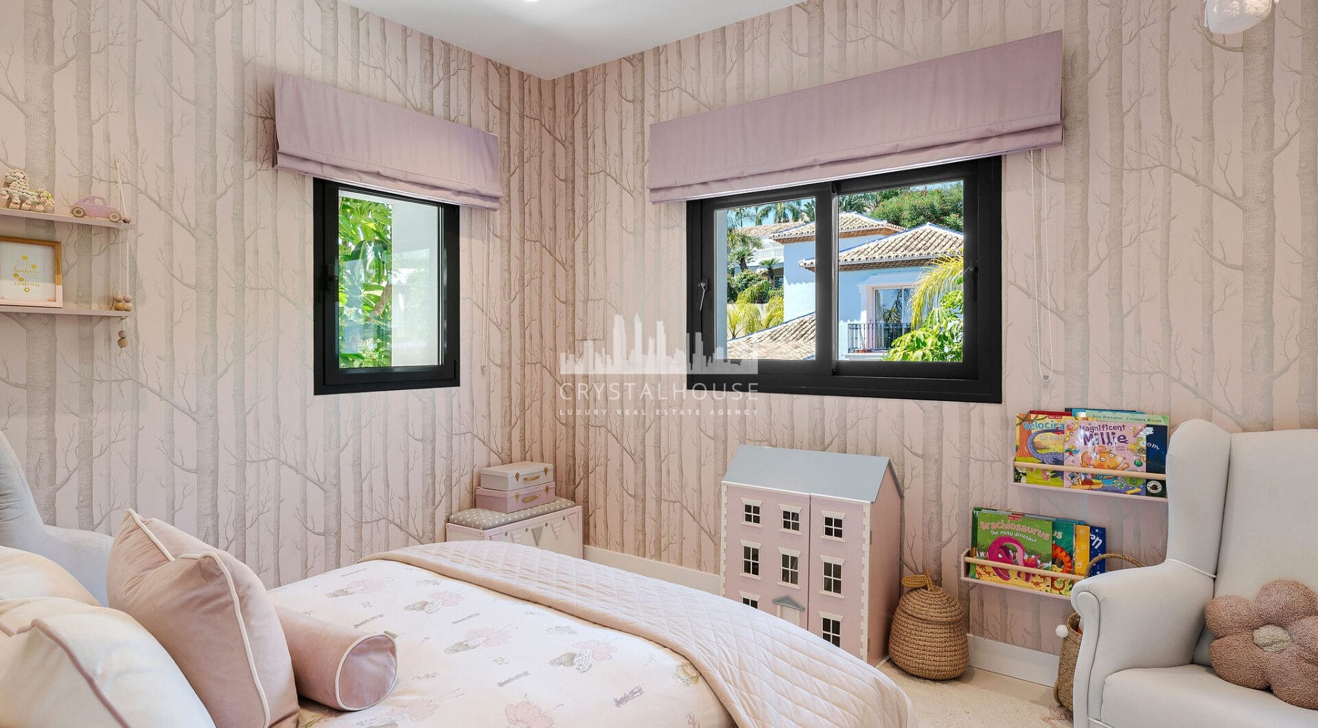 Contemporary Villa Perfect for Families