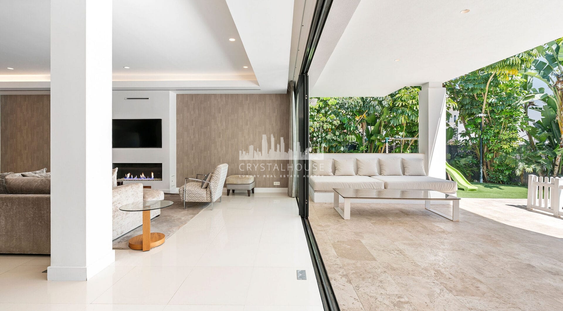 Contemporary Villa Perfect for Families