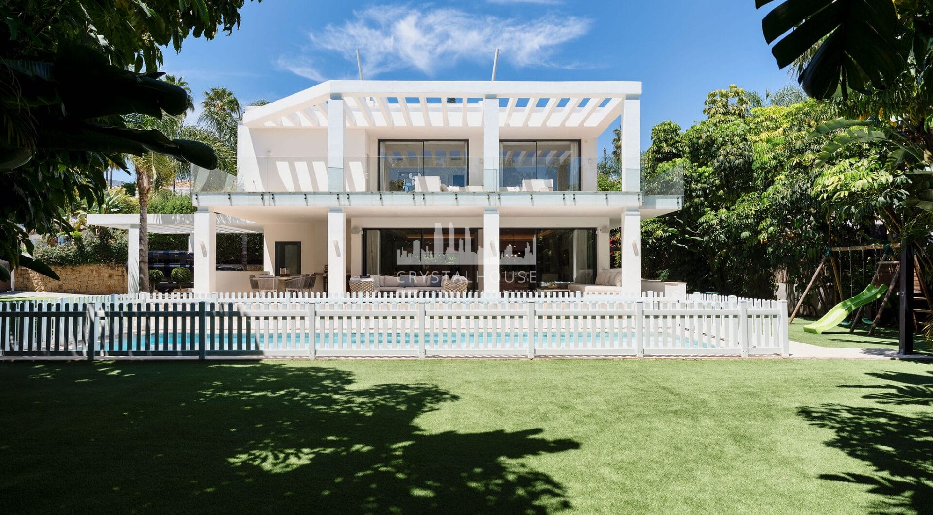 Contemporary Villa Perfect for Families