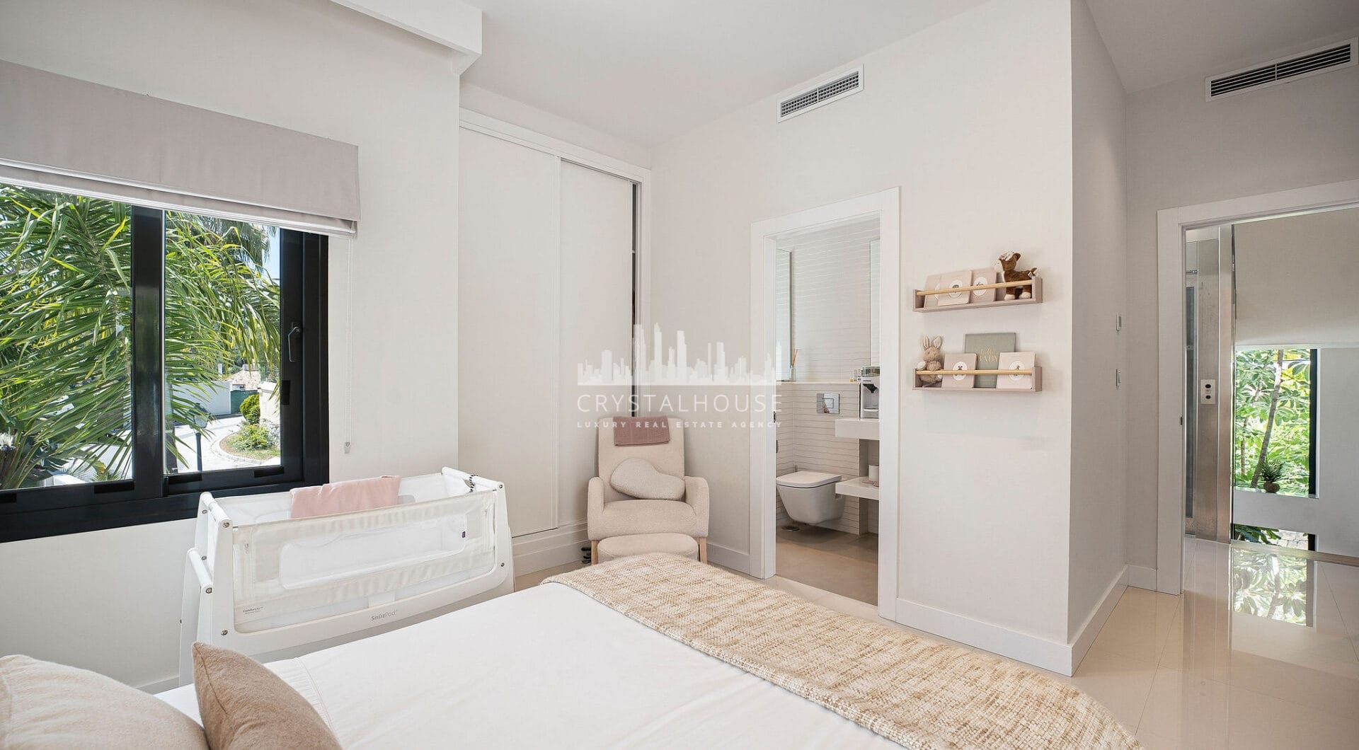 Contemporary Villa Perfect for Families