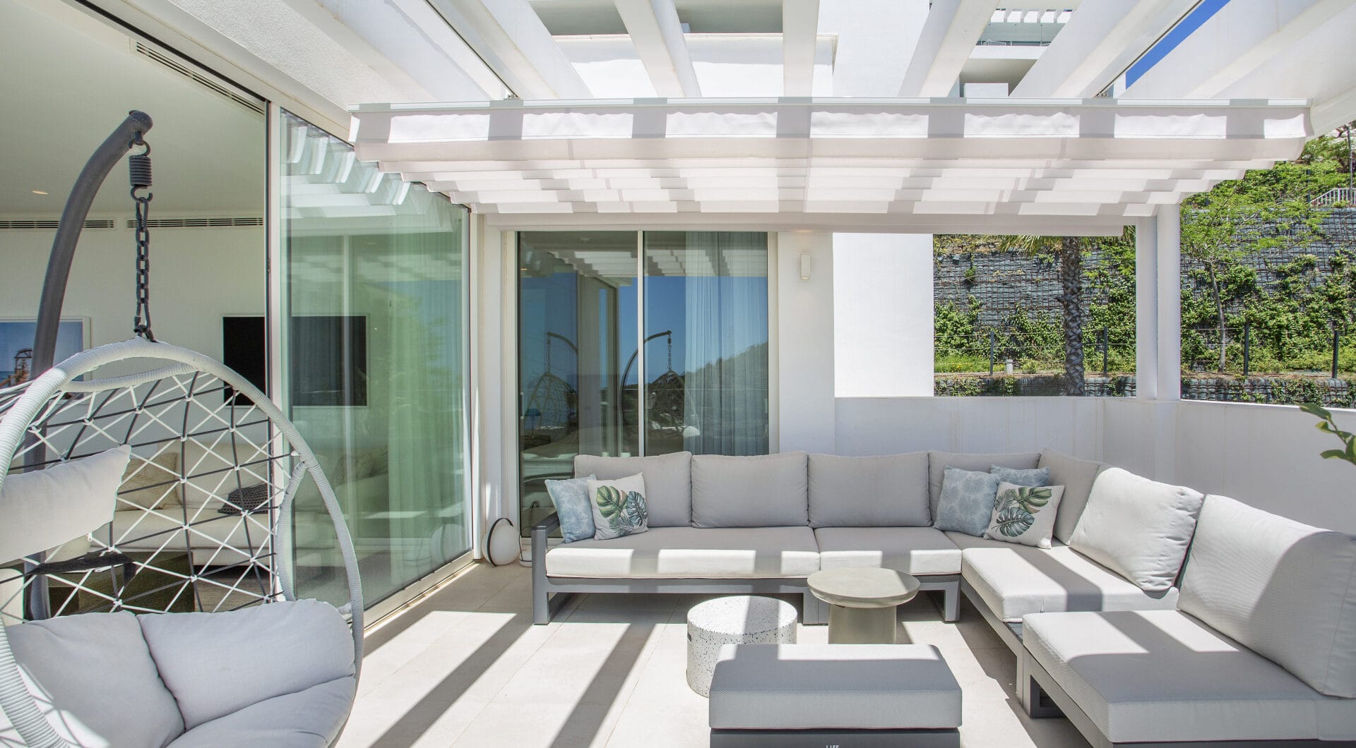 Modern Penthouse with Sea &amp; Mountain Views in Palo Alto