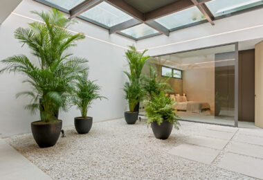Exceptional 5-bedroom luxury villa in Marbella