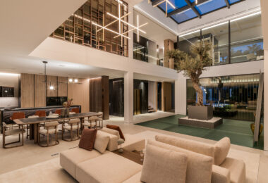 Exceptional 5-bedroom luxury villa in Marbella