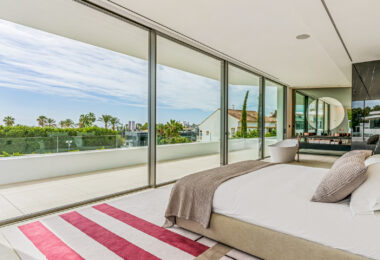 Exceptional 5-bedroom luxury villa in Marbella