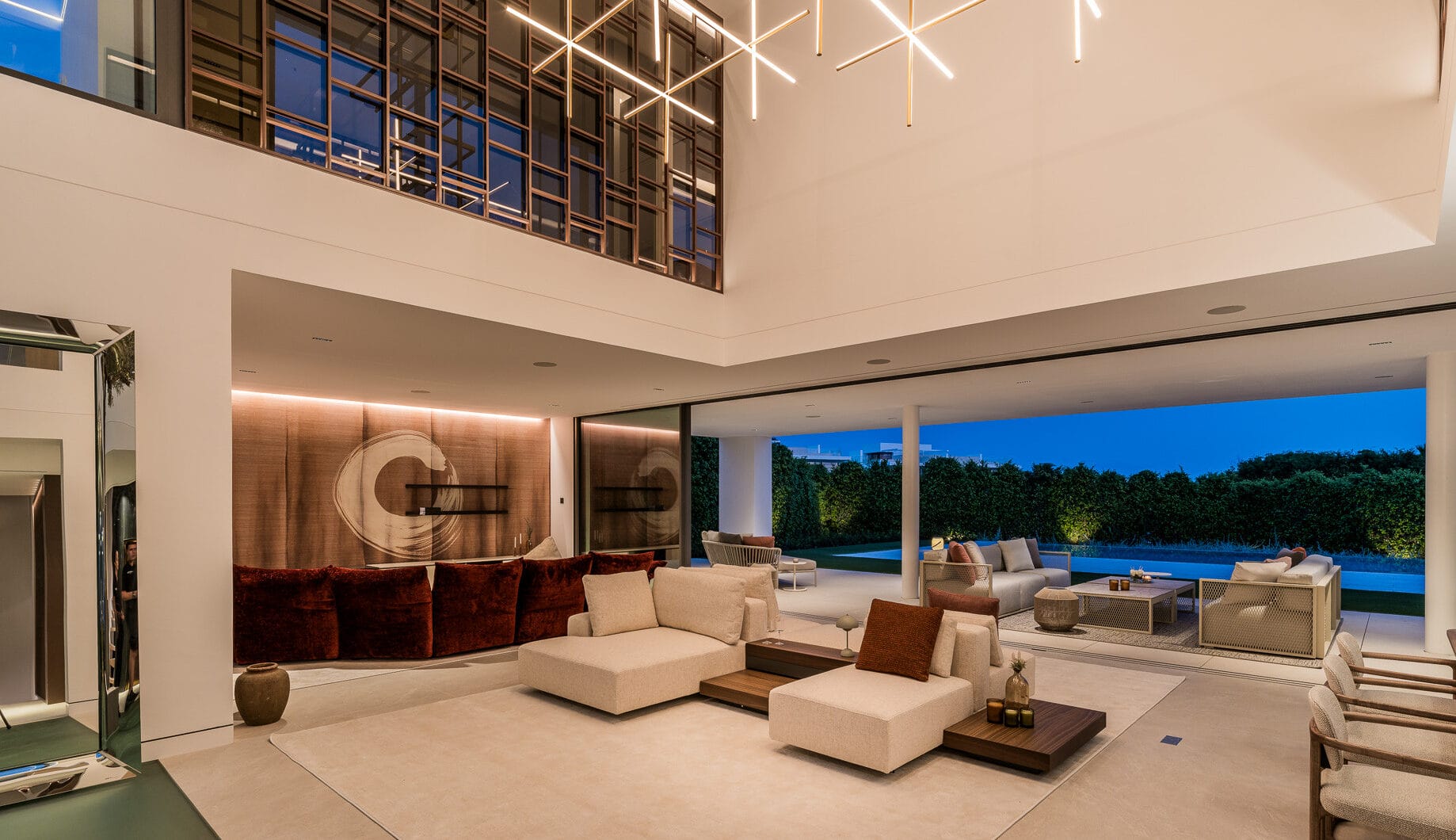 Exceptional 5-bedroom luxury villa in Marbella