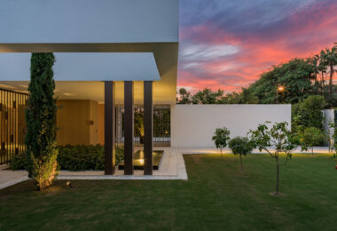 Exceptional 5-bedroom luxury villa in Marbella