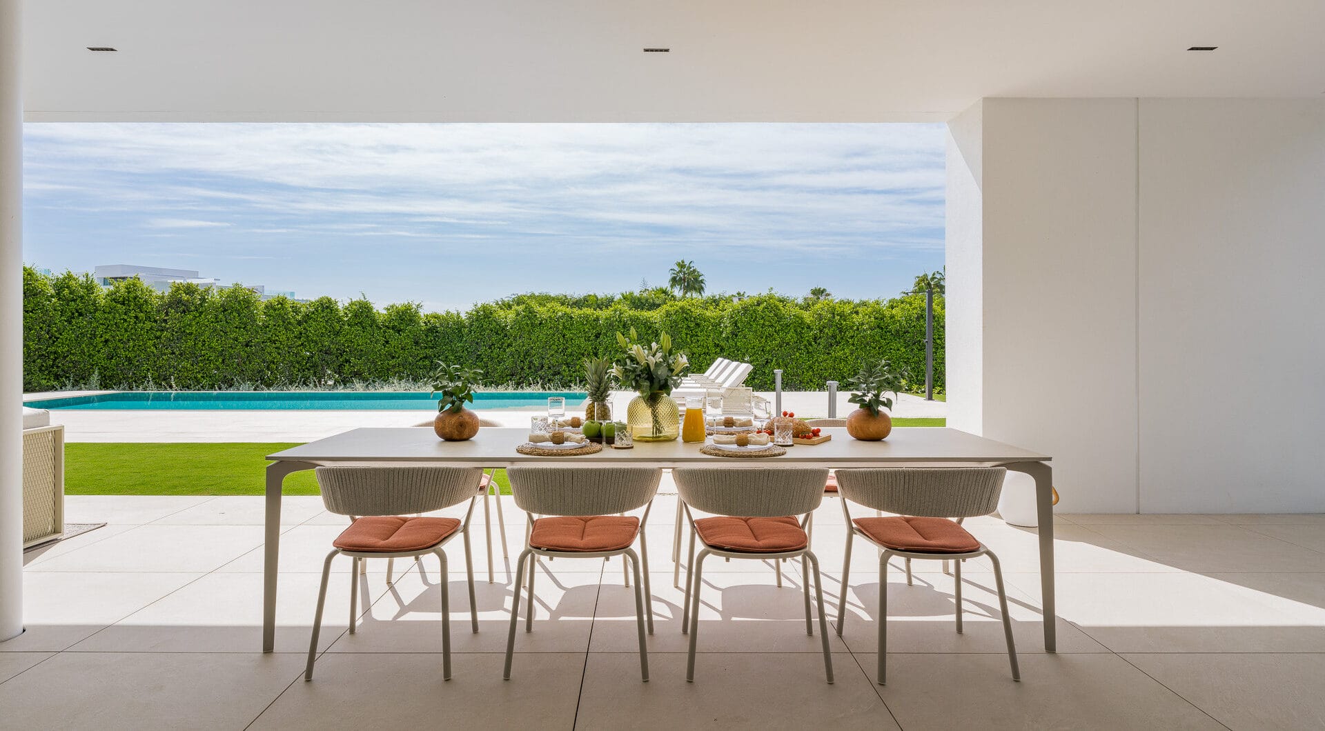 Exceptional 5-bedroom luxury villa in Marbella