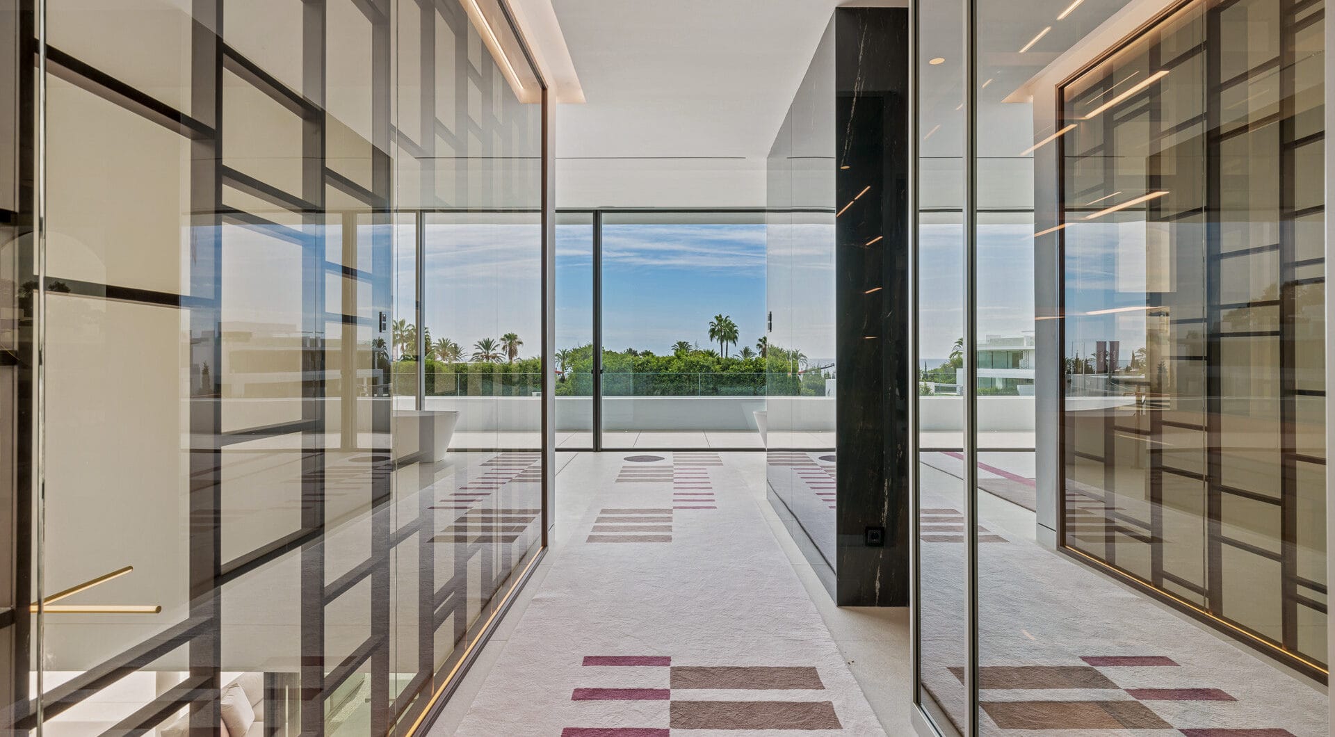 Exceptional 5-bedroom luxury villa in Marbella