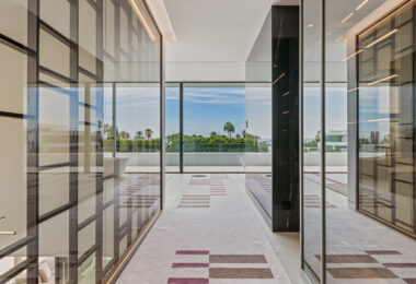 Exceptional 5-bedroom luxury villa in Marbella