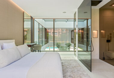 Exceptional 5-bedroom luxury villa in Marbella