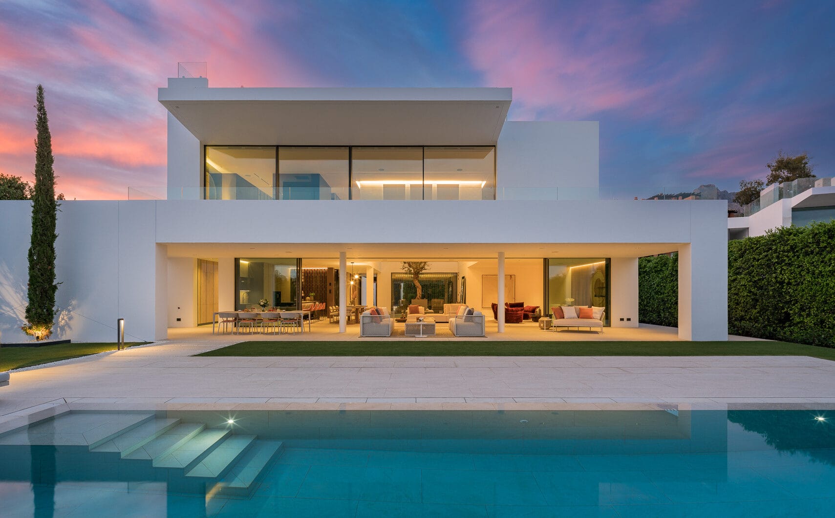 Exceptional 5-bedroom luxury villa in Marbella