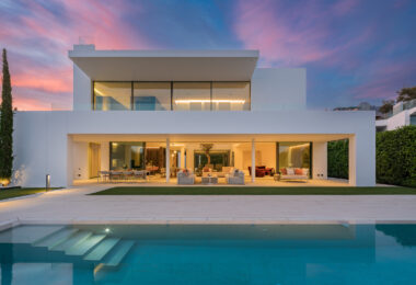 Exceptional 5-bedroom luxury villa in Marbella