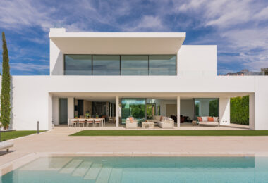 Exceptional 5-bedroom luxury villa in Marbella