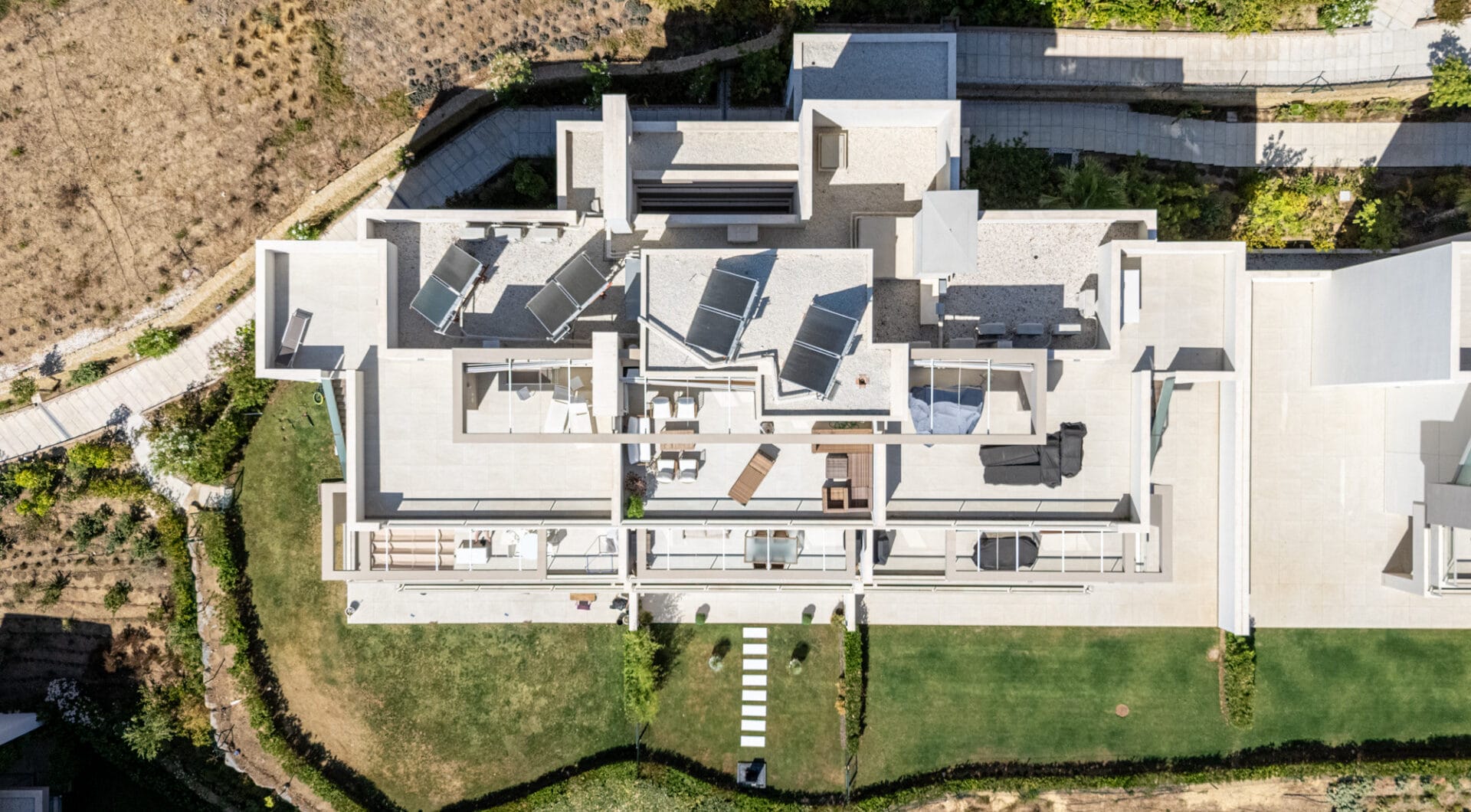 modern 3-Bedroom Penthouse with Panoramic Views in La Cala Golf, Mijas Costa
