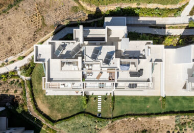 modern 3-Bedroom Penthouse with Panoramic Views in La Cala Golf, Mijas Costa
