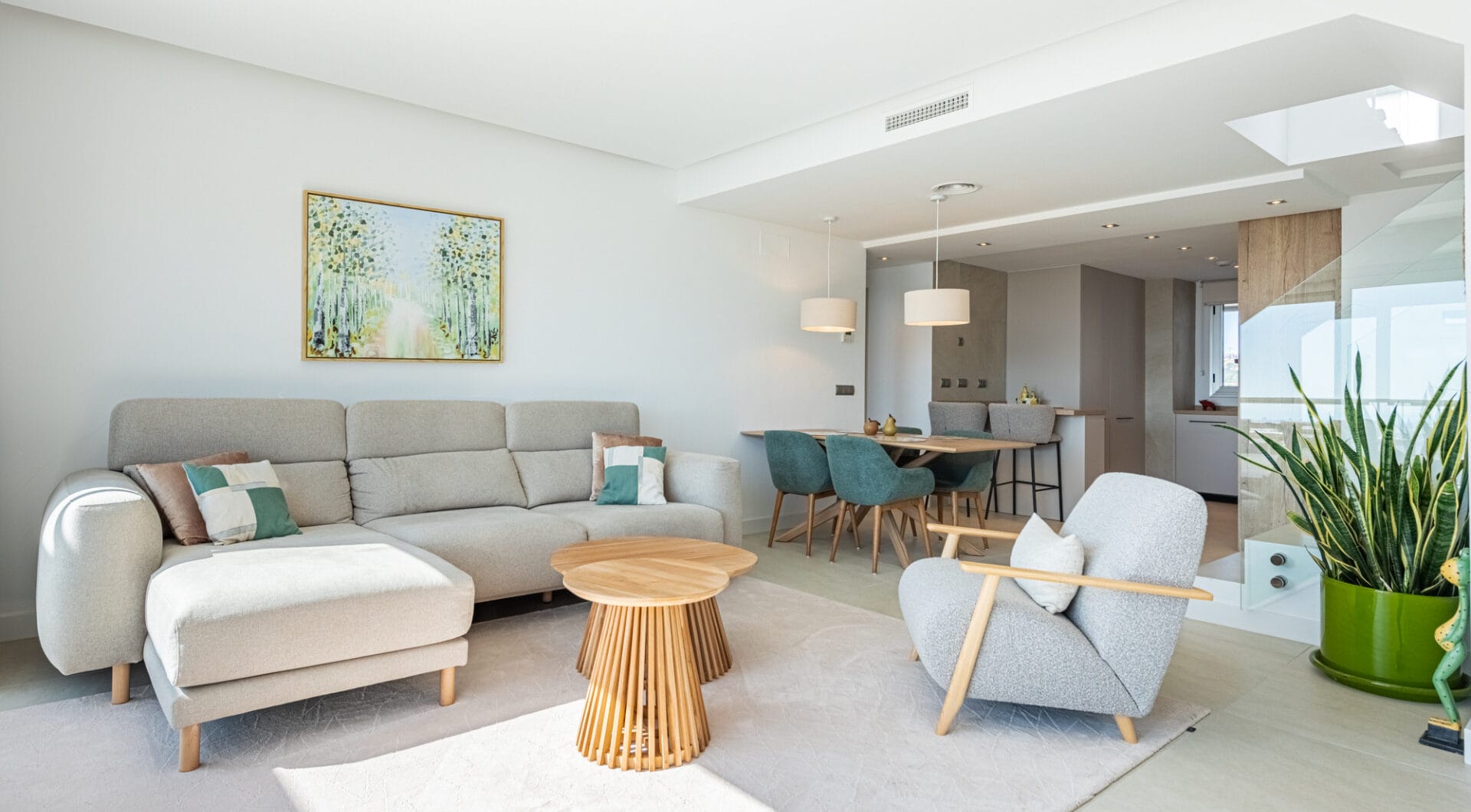modern 3-Bedroom Penthouse with Panoramic Views in La Cala Golf, Mijas Costa