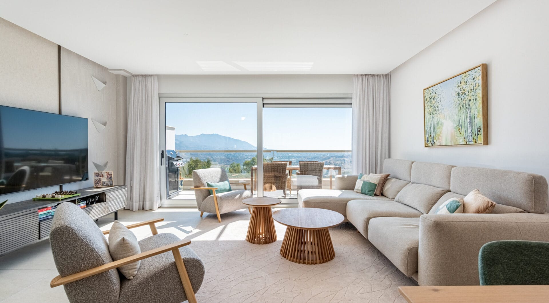 modern 3-Bedroom Penthouse with Panoramic Views in La Cala Golf, Mijas Costa