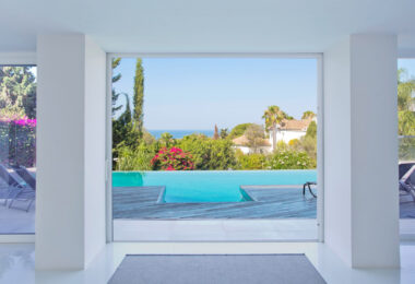 Modern 7-Bedroom Luxury Villa with Panoramic Sea Views in Hacienda Las Chapas
