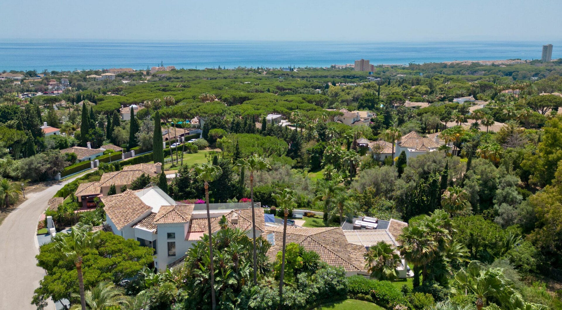 Modern 7-Bedroom Luxury Villa with Panoramic Sea Views in Hacienda Las Chapas