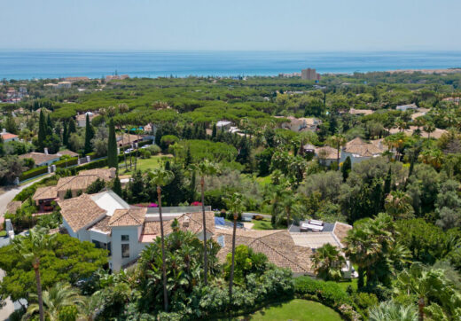 Modern 7-Bedroom Luxury Villa with Panoramic Sea Views in Hacienda Las Chapas