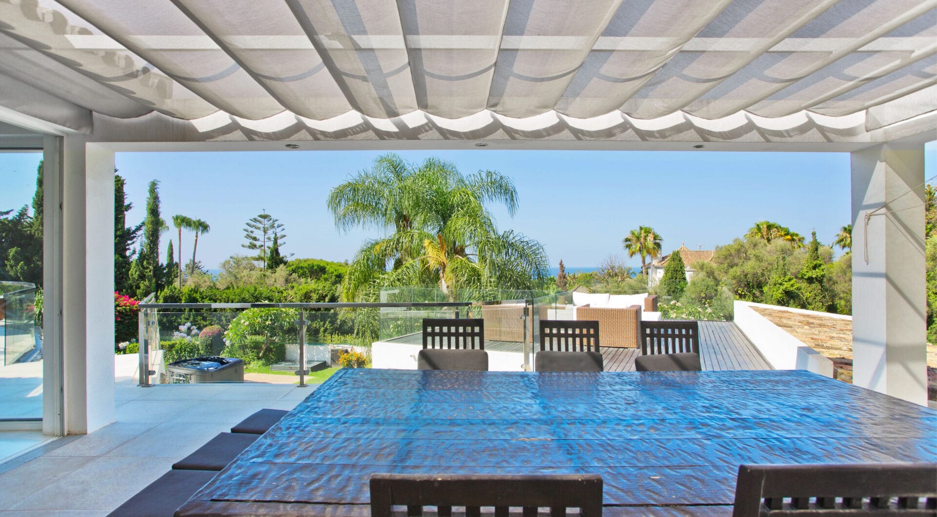 Modern 7-Bedroom Luxury Villa with Panoramic Sea Views in Hacienda Las Chapas