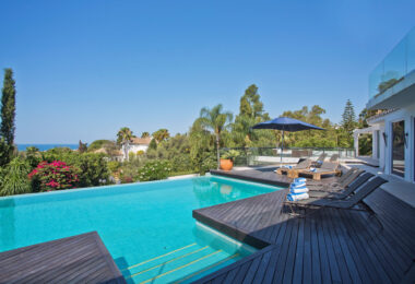 Modern 7-Bedroom Luxury Villa with Panoramic Sea Views in Hacienda Las Chapas