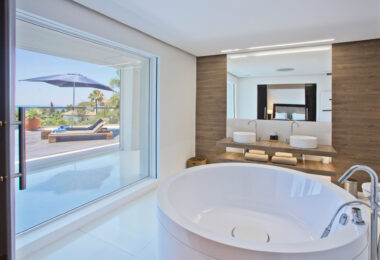 Modern 7-Bedroom Luxury Villa with Panoramic Sea Views in Hacienda Las Chapas