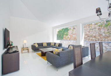 Modern 7-Bedroom Luxury Villa with Panoramic Sea Views in Hacienda Las Chapas
