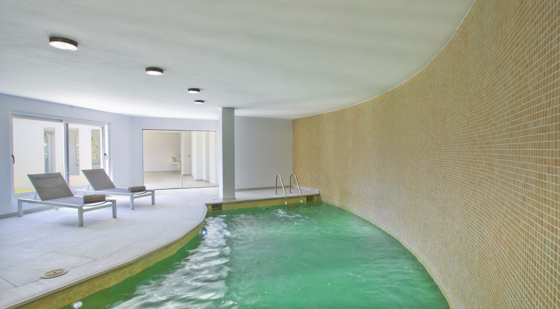 Modern 7-Bedroom Luxury Villa with Panoramic Sea Views in Hacienda Las Chapas