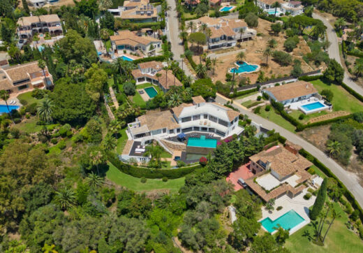 Modern 7-Bedroom Luxury Villa with Panoramic Sea Views in Hacienda Las Chapas