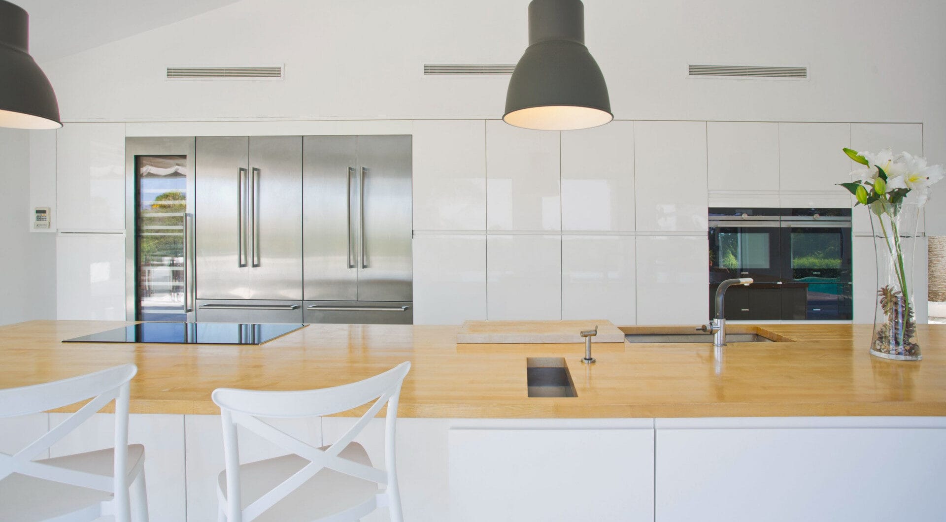Modern 7-Bedroom Luxury Villa with Panoramic Sea Views in Hacienda Las Chapas