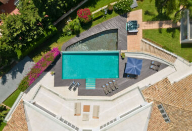 Modern 7-Bedroom Luxury Villa with Panoramic Sea Views in Hacienda Las Chapas