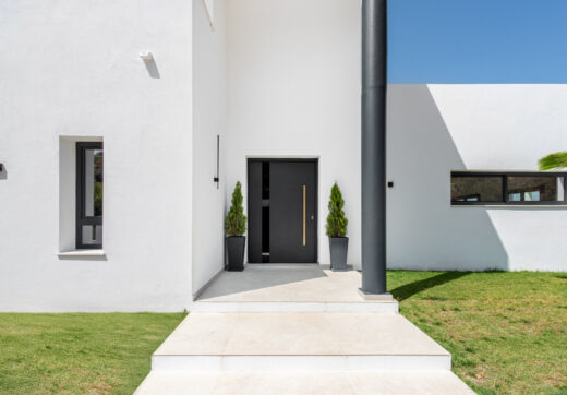 Modern Villa with Mountain Views in La Cala Golf, Mijas
