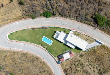 Modern Villa with Mountain Views in La Cala Golf, Mijas
