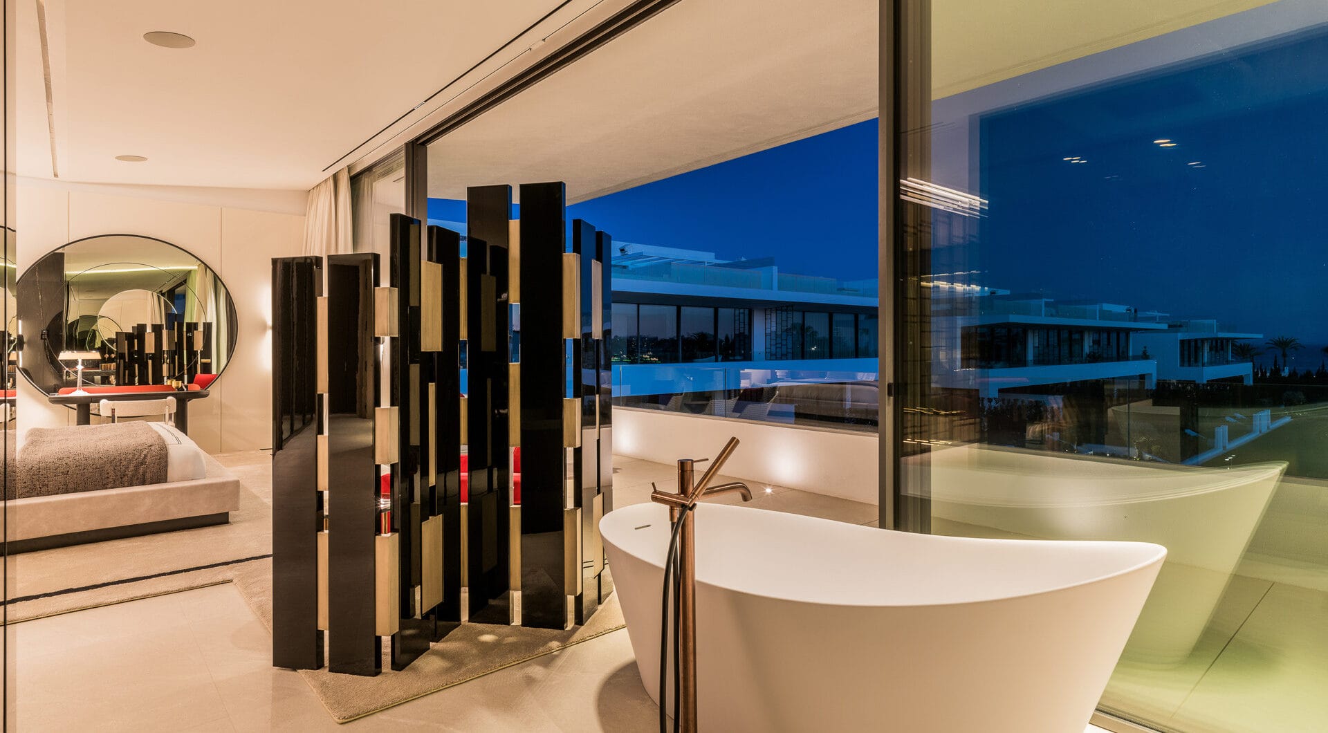 Contemporary 4-Bedroom Villa with Rooftop Cinema &amp; Sea Views
