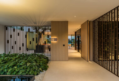 Contemporary 4-Bedroom Villa with Rooftop Cinema &amp; Sea Views