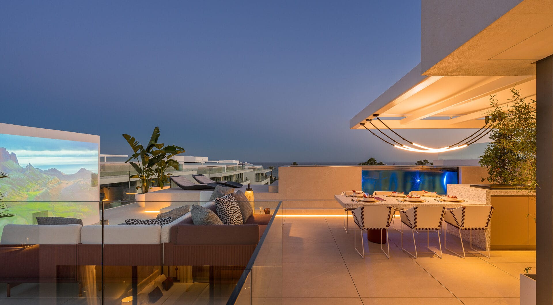 Contemporary 4-Bedroom Villa with Rooftop Cinema &amp; Sea Views