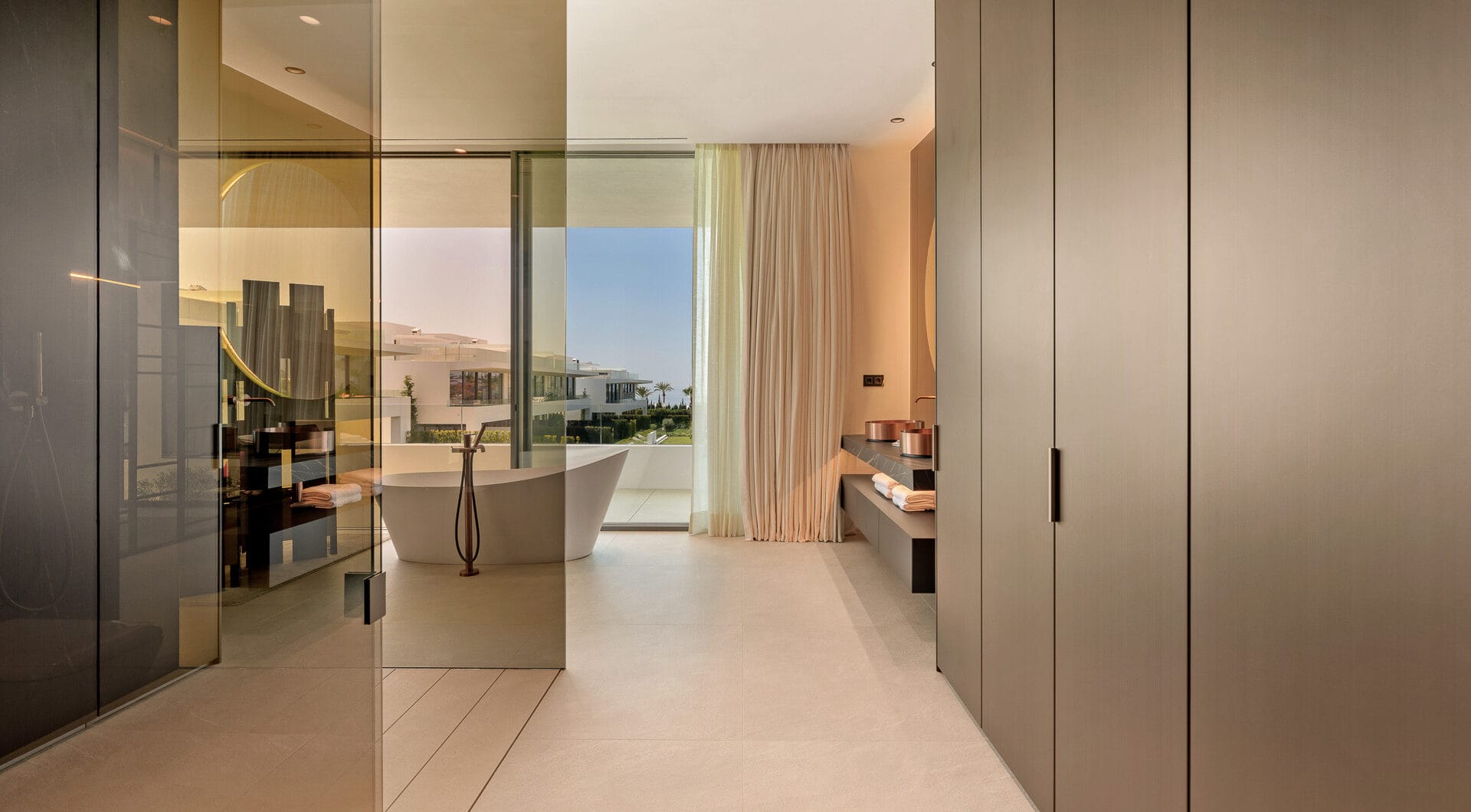 Contemporary 4-Bedroom Villa with Rooftop Cinema &amp; Sea Views