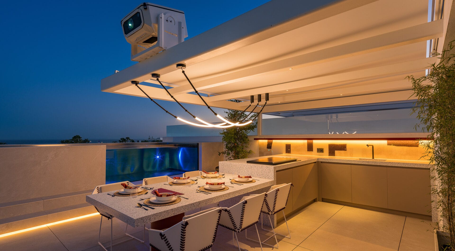 Contemporary 4-Bedroom Villa with Rooftop Cinema &amp; Sea Views
