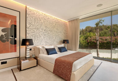 Contemporary 4-Bedroom Villa with Rooftop Cinema &amp; Sea Views