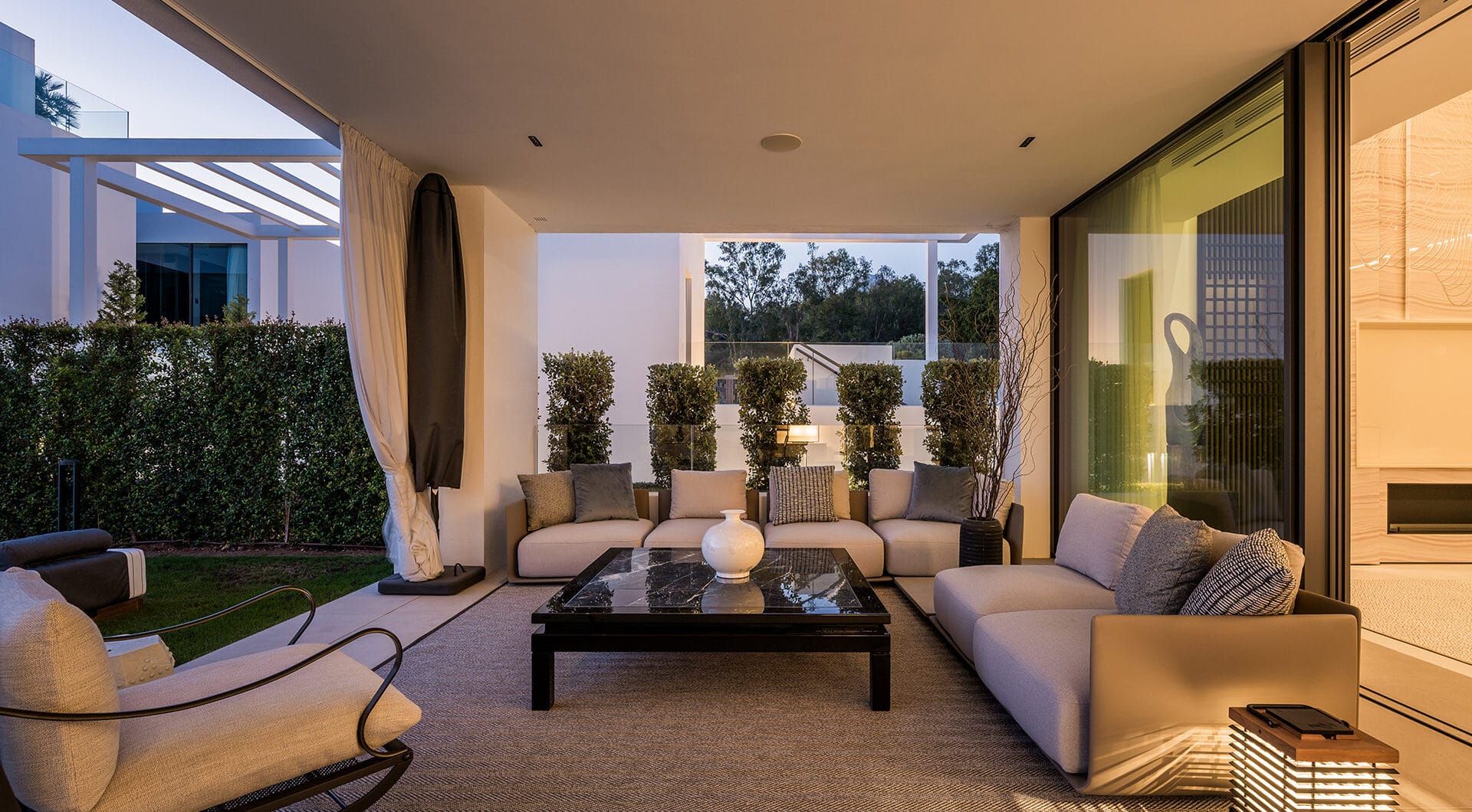 Exclusive 4-Bedroom Designer Villa with Rooftop Pool