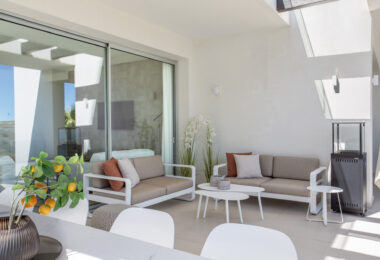 Modern 3-Bedroom Apartment with Sea Views &amp; Privacy