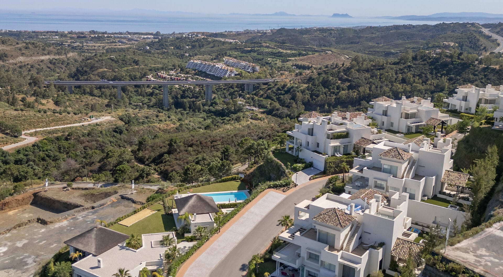 Modern 3-Bedroom Apartment with Sea Views &amp; Privacy