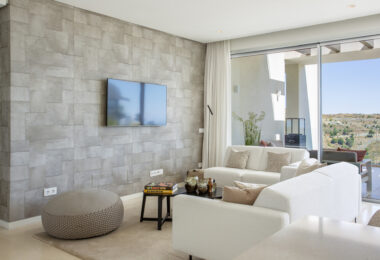 Modern 3-Bedroom Apartment with Sea Views &amp; Privacy